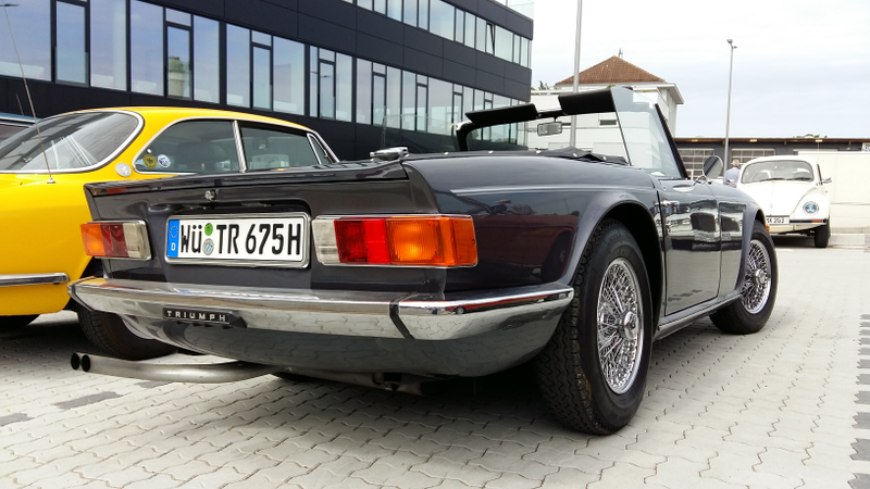 Illustration for article titled Final oldtimer meet photodump